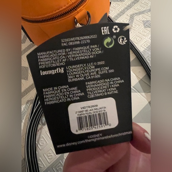 Loungefly exclusive Nightmare Before Christmas Jack Glow Pumpkin Crossbody Bag - Picture 3 of 12